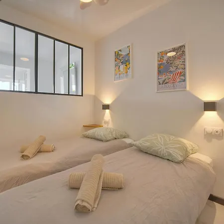 Le Cali - Front De - Palm - Vca